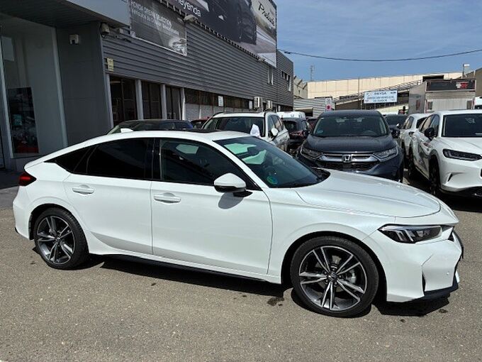 Honda Civic 2.0 i-MMD Advance CVT 135 kW (184 CV)