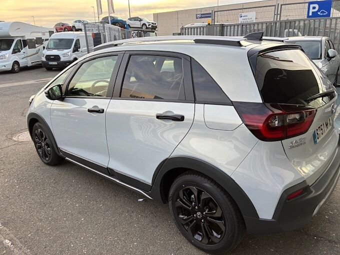 Honda Jazz 1.5 i-MMD CROSSTAR 90 kW (122 CV)